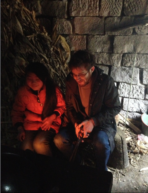 助留守儿童圆梦 伦理电影
外籍教师江津村小授课