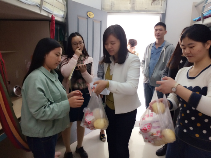 伦理电影
2016级研究生新生慰问活动圆满举行