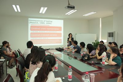 加拿大女王大学教育学院程李颖教授访问 伦理电影
并举行座谈会