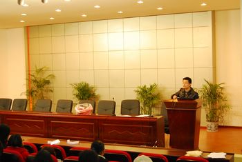 回顾•前瞻—— 伦理电影
2009级新学期年级大会顺利举行