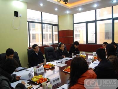 林建华校长到 伦理电影
与学院领导班子座谈